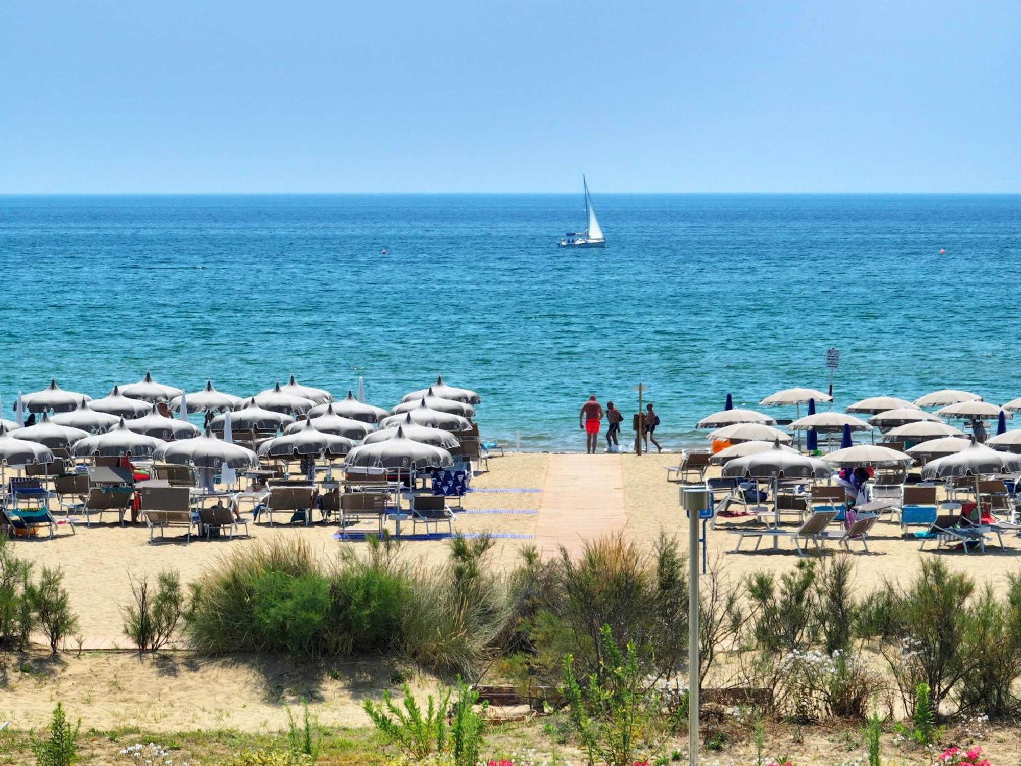 Il Tridente Camping Village Bibione Exterior photo